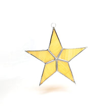 Charger l'image dans la galerie, Présentation de face d'un vitrail d'une étoile de Noël