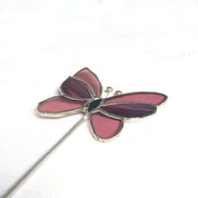 Charger l'image dans la galerie, Pique-Fleur Papillon Violet en vitrail, vue de face